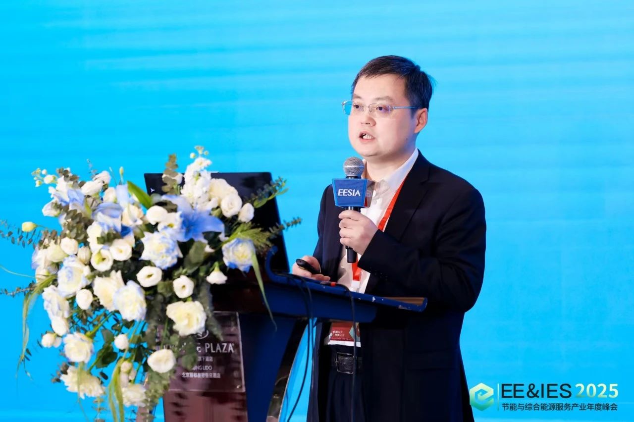 1746521926538414.jpg A26.2.jpg